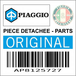 AP8125727 - AXE DE ROUE AV *