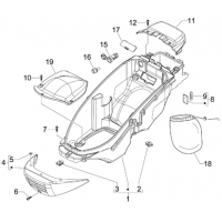 2.34 - Logement casque - Dessous de selle