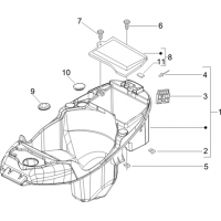 2.34 - Logement casque - Dessous de selle