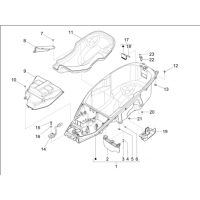 2.34 - Logement casque - Dessous de selle