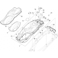 2.34 - Logement casque - Dessous de selle